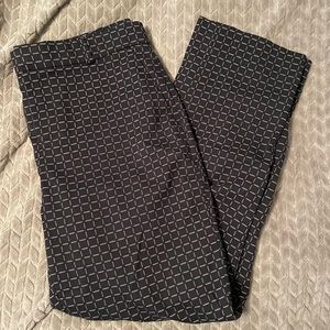 Banana Republic Avery slacks, navy and white pattern, size 6